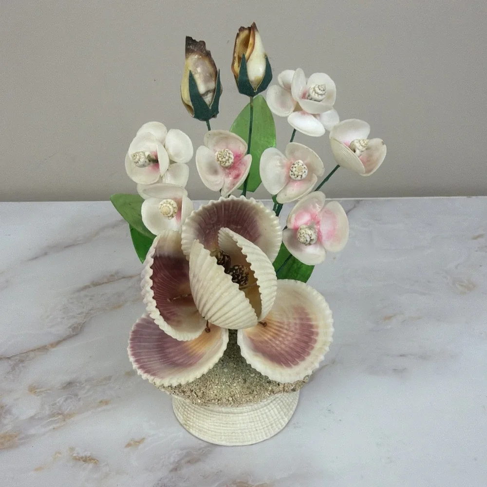 Vintage Sea Shell Floral Bouquet Kitsch Coastal Cottagecore Rare Shell Arrangeme